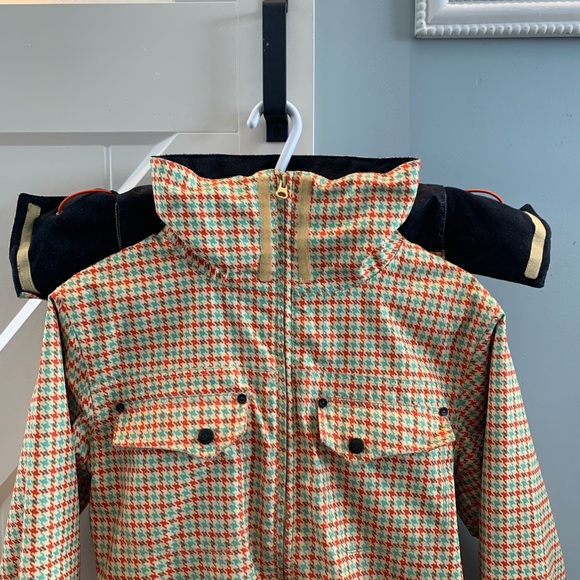 Ladies billabong snowboarding jacket - Picture 2 of 12